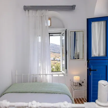 Apartament Neotraditional House In Tinos For 4 Ppl Tripótamos