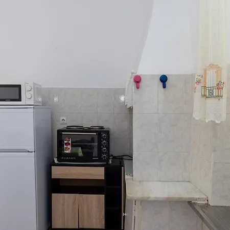 Neotraditional House In Tinos For 4 Ppl Tripótamos