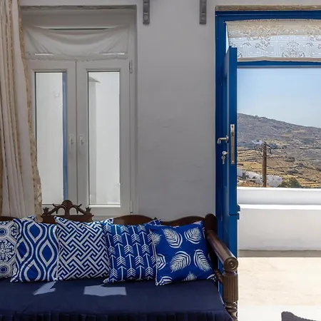 Neotraditional House In Tinos For 4 Ppl *